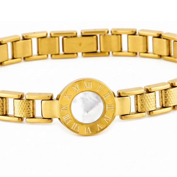 Timeless Gold Link Bracelet