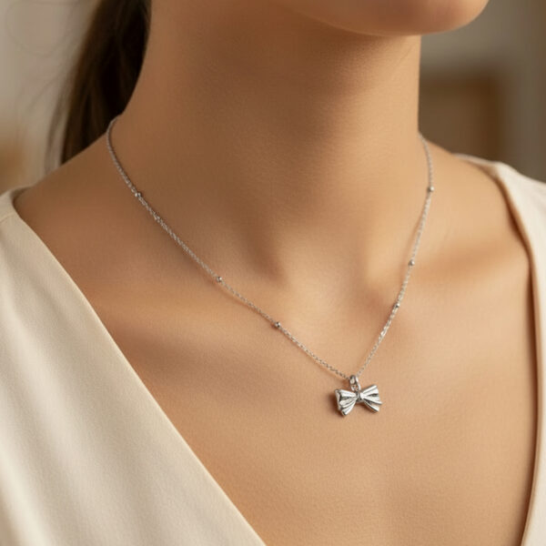 Silver Grace Bow Necklace